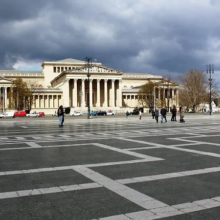 브로드웨이 아파트먼트