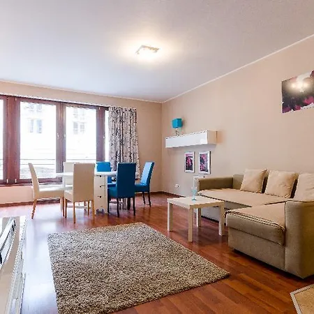 Broadway Apartment