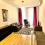 Lägenhet Broadway Budapest